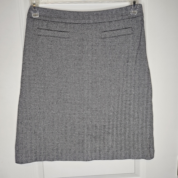 Talbots Tonal Herringbone A-Line Skirt Knee Length Classic Side Zip Closure 2 - Picture 2 of 10